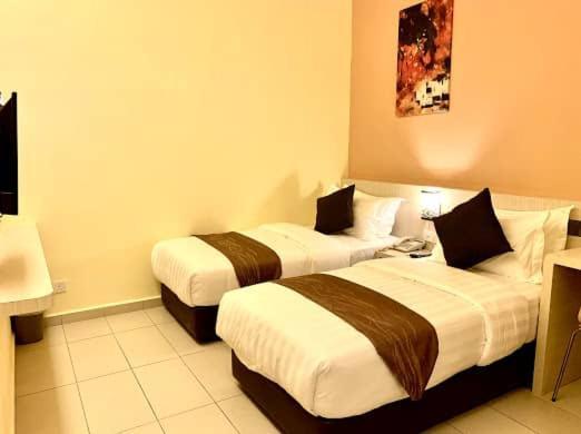 Kluang Riverview Hotel מראה חיצוני תמונה