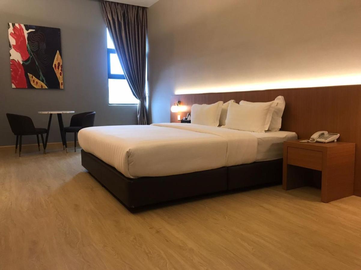 Kluang Riverview Hotel מראה חיצוני תמונה
